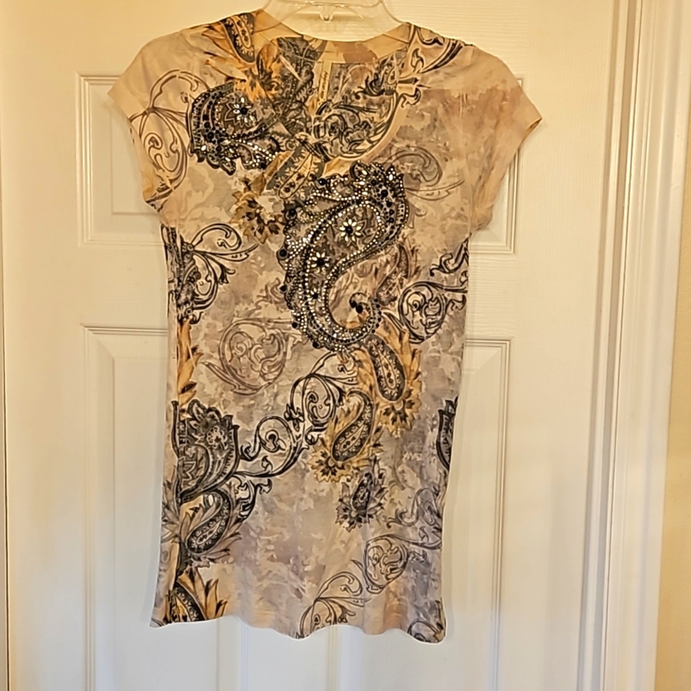 American Age Beige and Black Paisley Short-Sleeve Tee